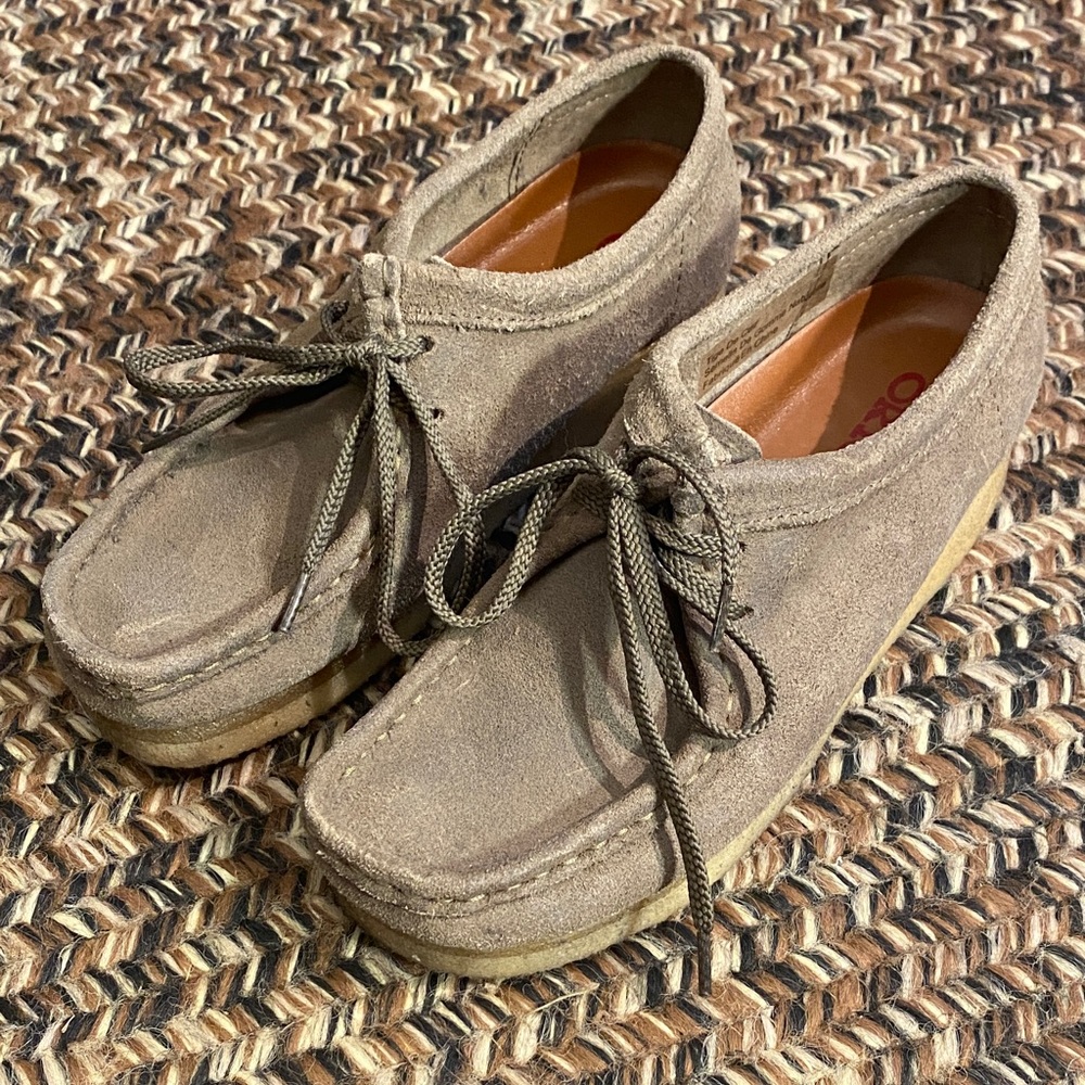 Clarks Women's Taupe Suede Wallabee Ankle Boots